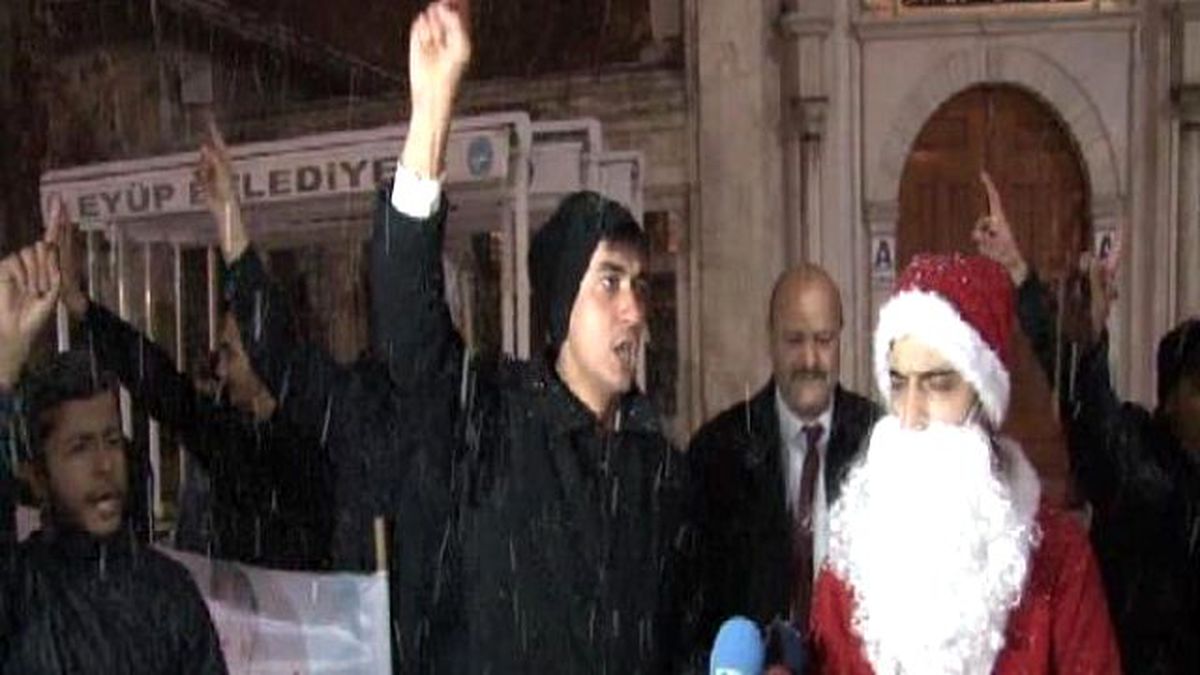 Alperen Ocakları\'ndan Yılbaşı Protestosu