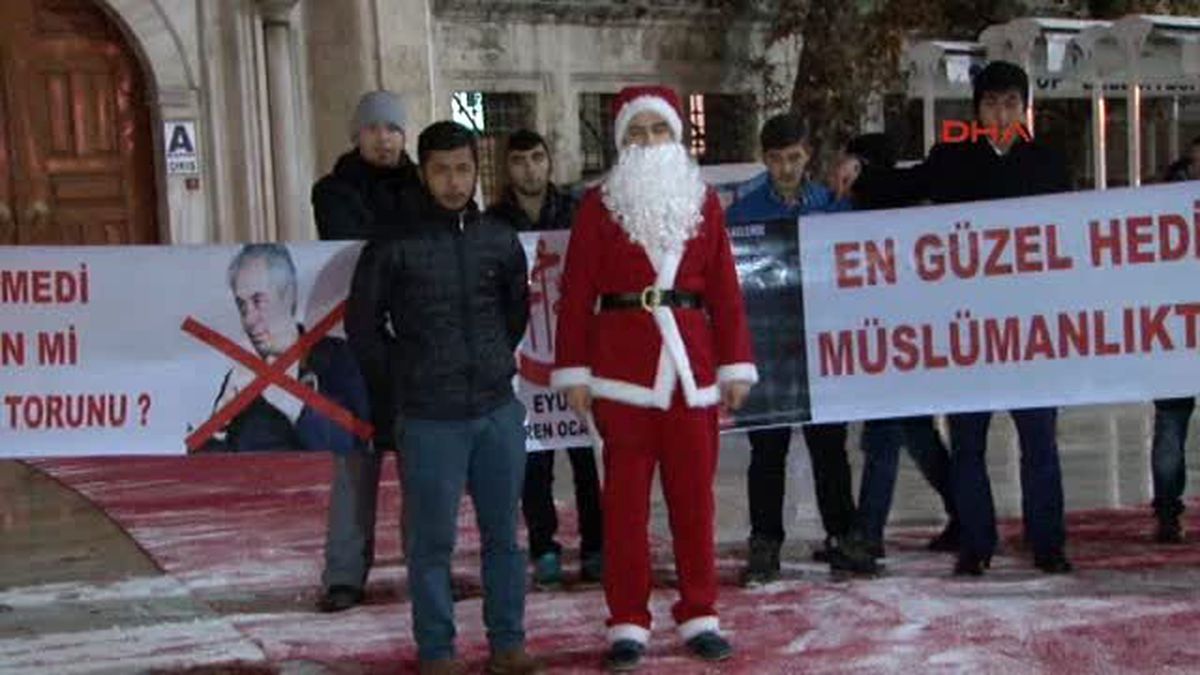 Alperen Ocakları\'ndan Yılbaşı Protestosu