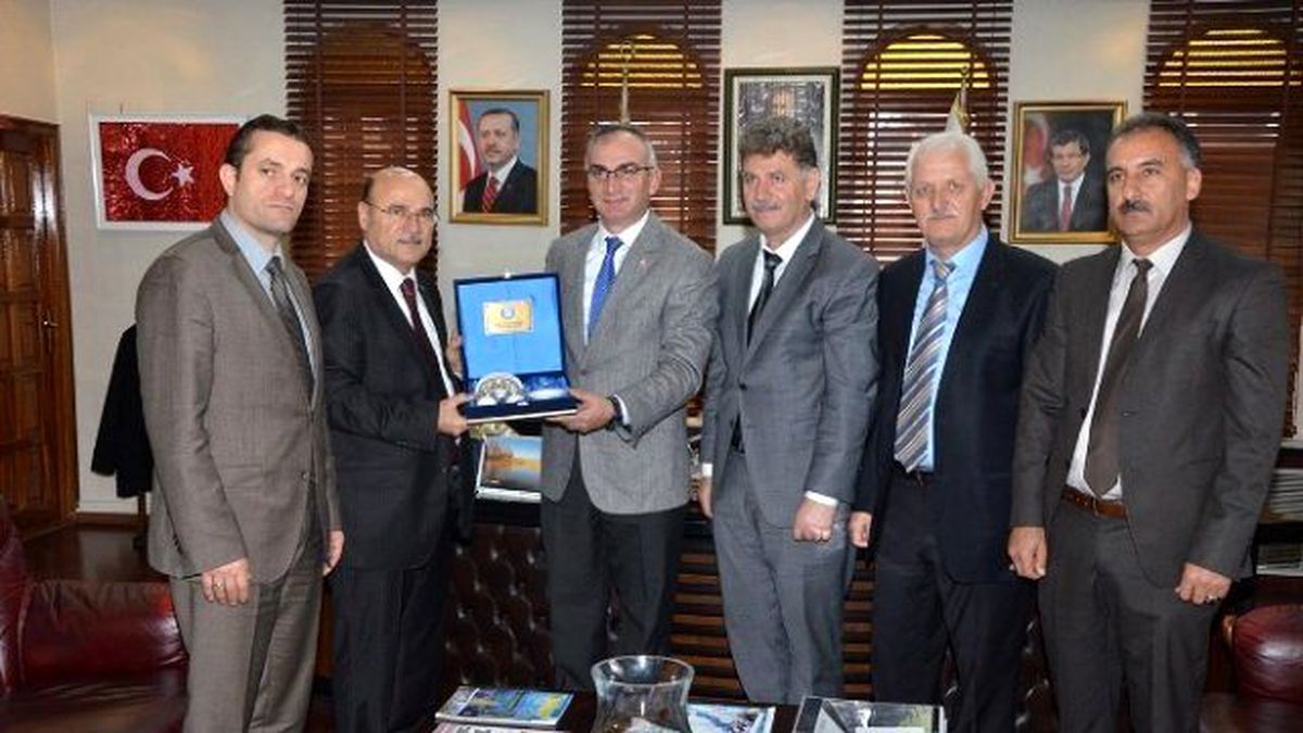Bem-bir-sen Genel Başkanı Türbay\'dan Başkan Yılmazer\'e Ziyaret