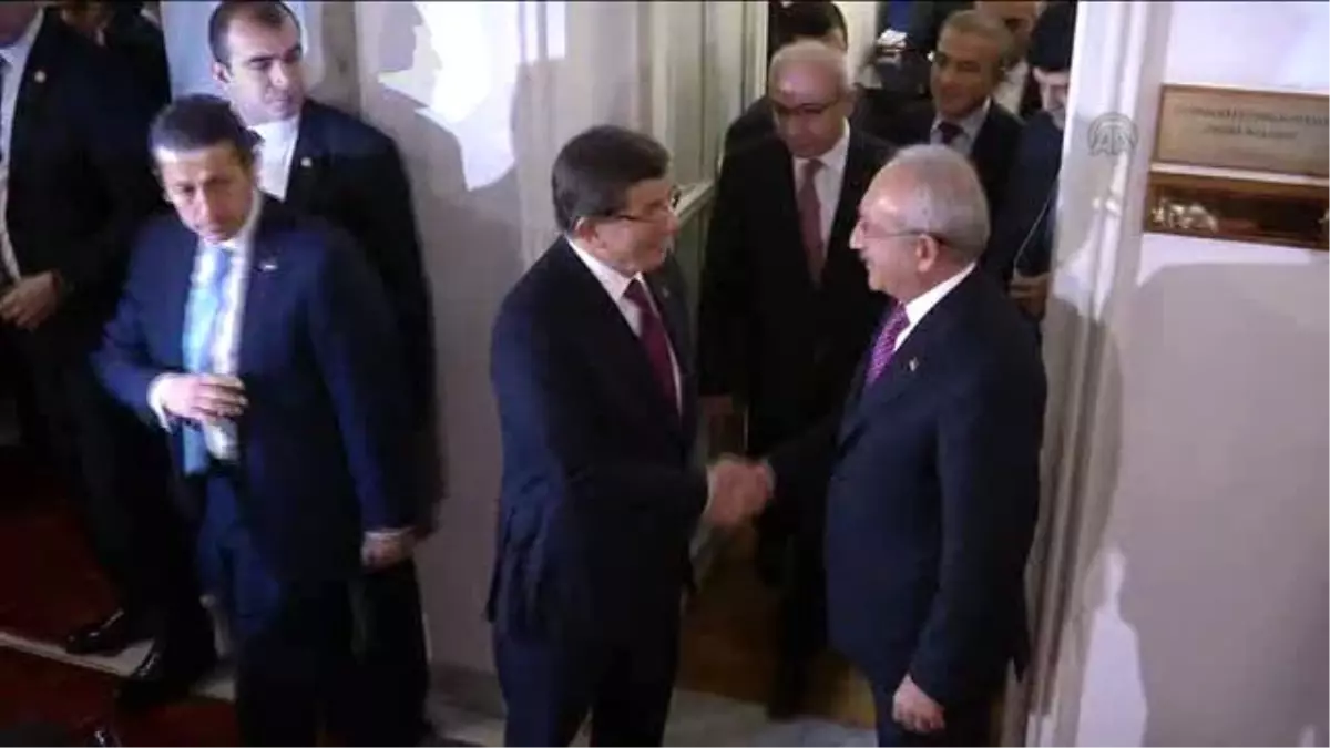 Davutoğlu-Kılıçdaroğlu Görüşmesi Sona Erdi