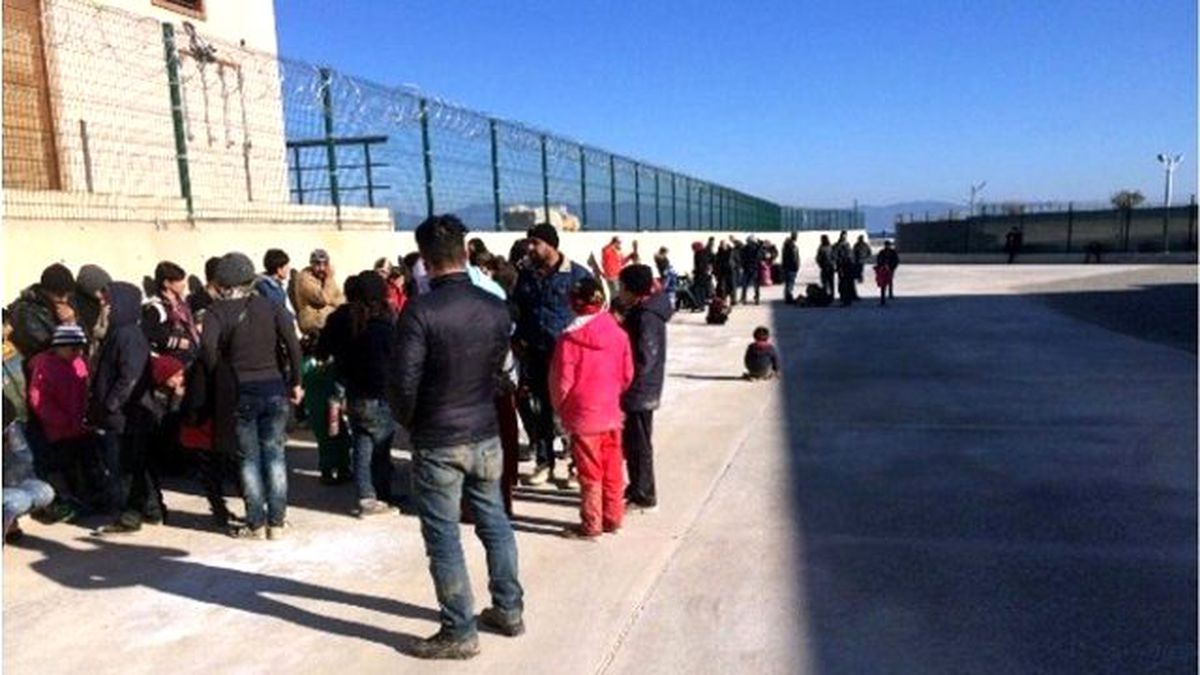 Didim\'de 50 Suriyeli Göçmen Yakalandı