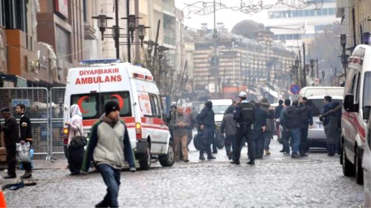 Diyarbakır\'da Yasağın Kalktığı Caddede Bir Çok Esnaf İşyerini Açamadı