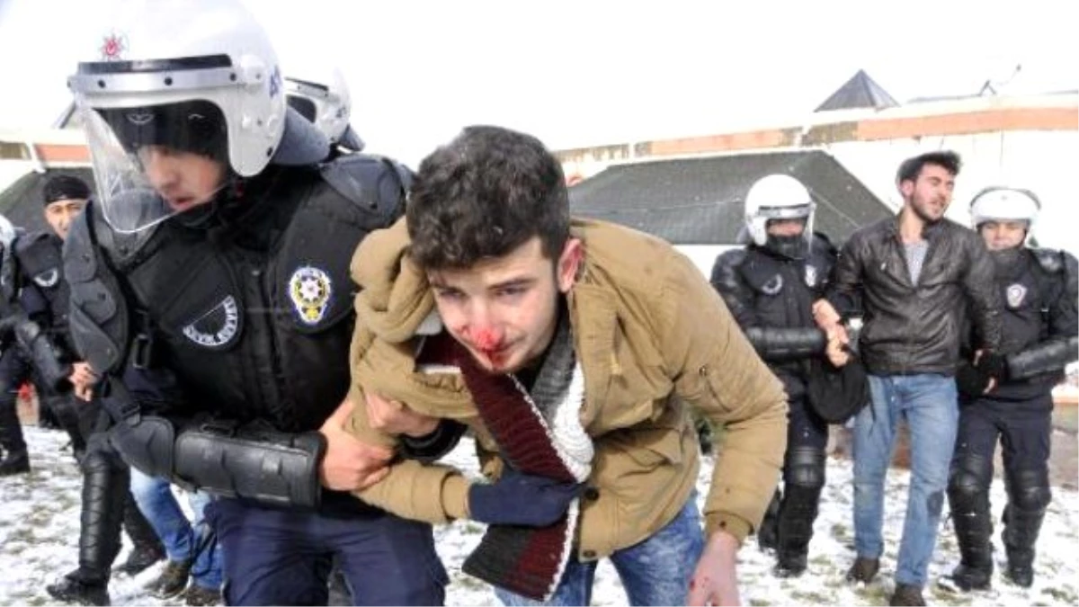 Kocaeli Üniversitesi Karıştı! Öğrenciler Birbirine Girdi: 28 Gözaltı