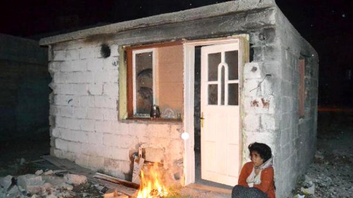 Kulübede Yaşayan Anne ve Oğlu Devlet Korumasında