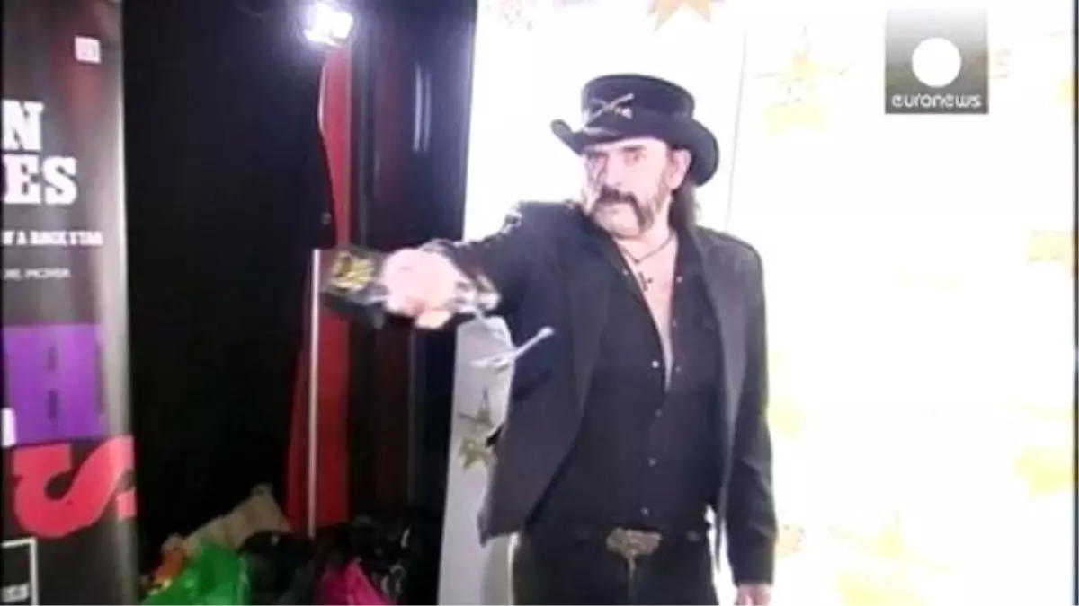 Motorhead\'in Kurucusu Lemmy Kilmister Öldü