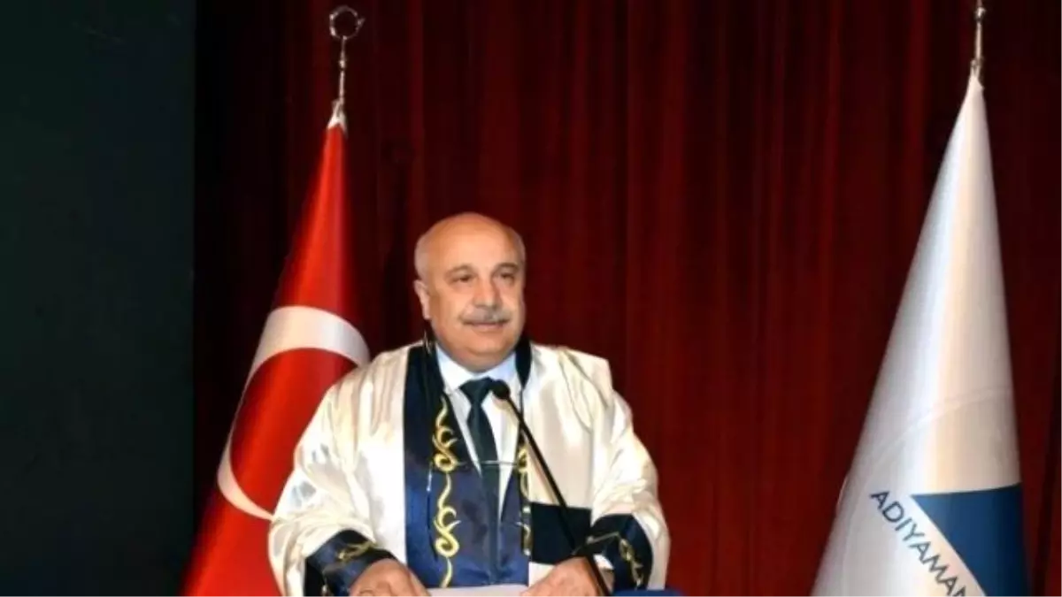 Rektör Prof. Dr. Mustafa Talha Gönüllü\'den Yeni Yıl Mesajı