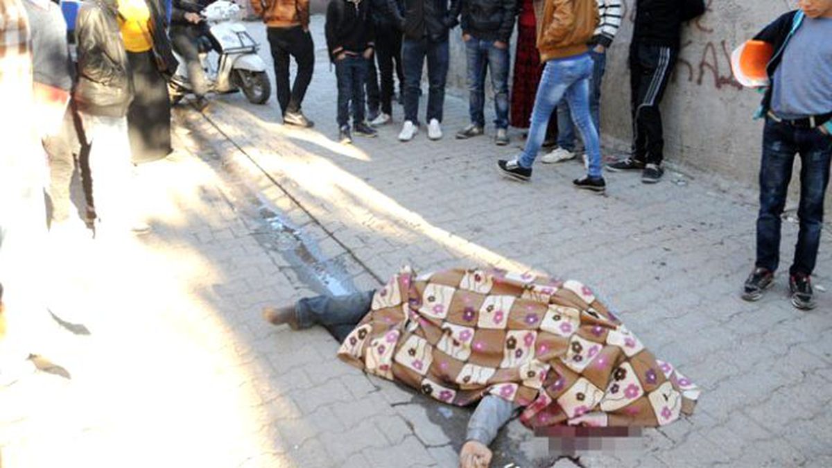 Şırnak Valiliği: Cizre'deki Cenazelerin Defnedilmesini Teröristler Engelliyor