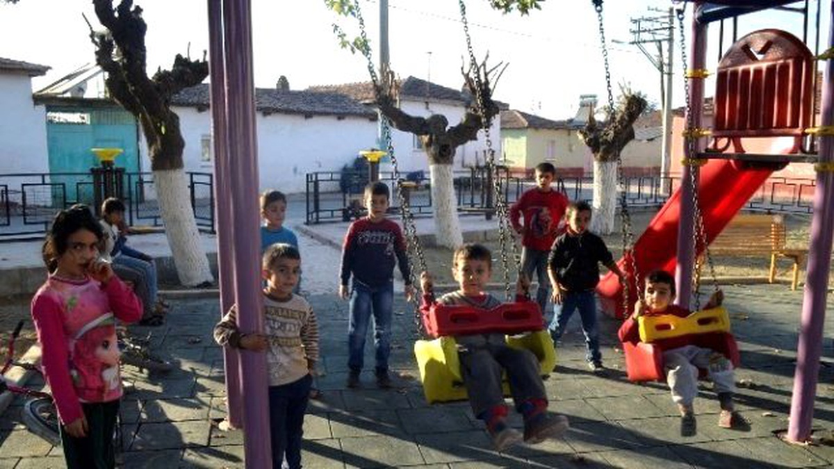 Turgutlu Belediyesi 2015\'te Çocukları Sevindirdi