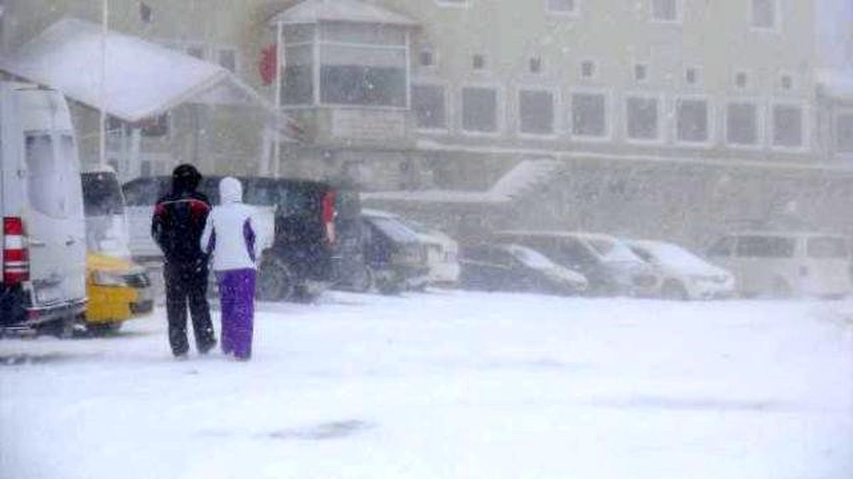 Uludağ\'da Beklenen Kar Yağışı Başladı