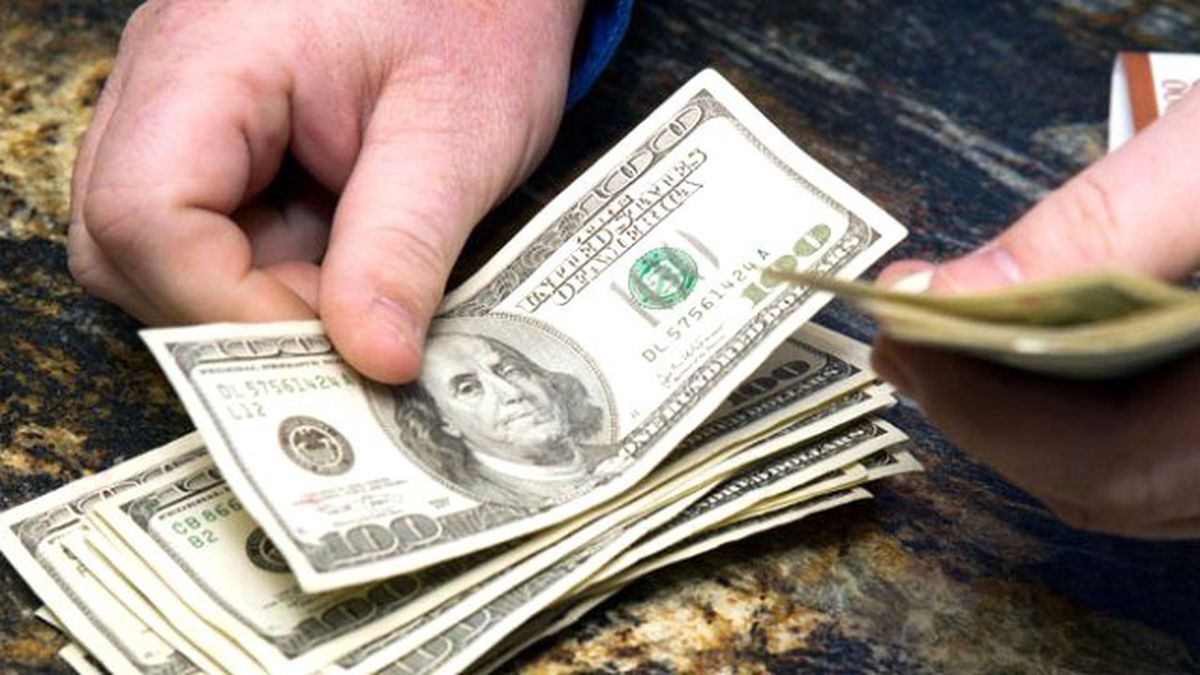 Yurt Dışına 25 Bin Lira ve Üzeri İle Çıkanlar Gümrüğe Bildirecek