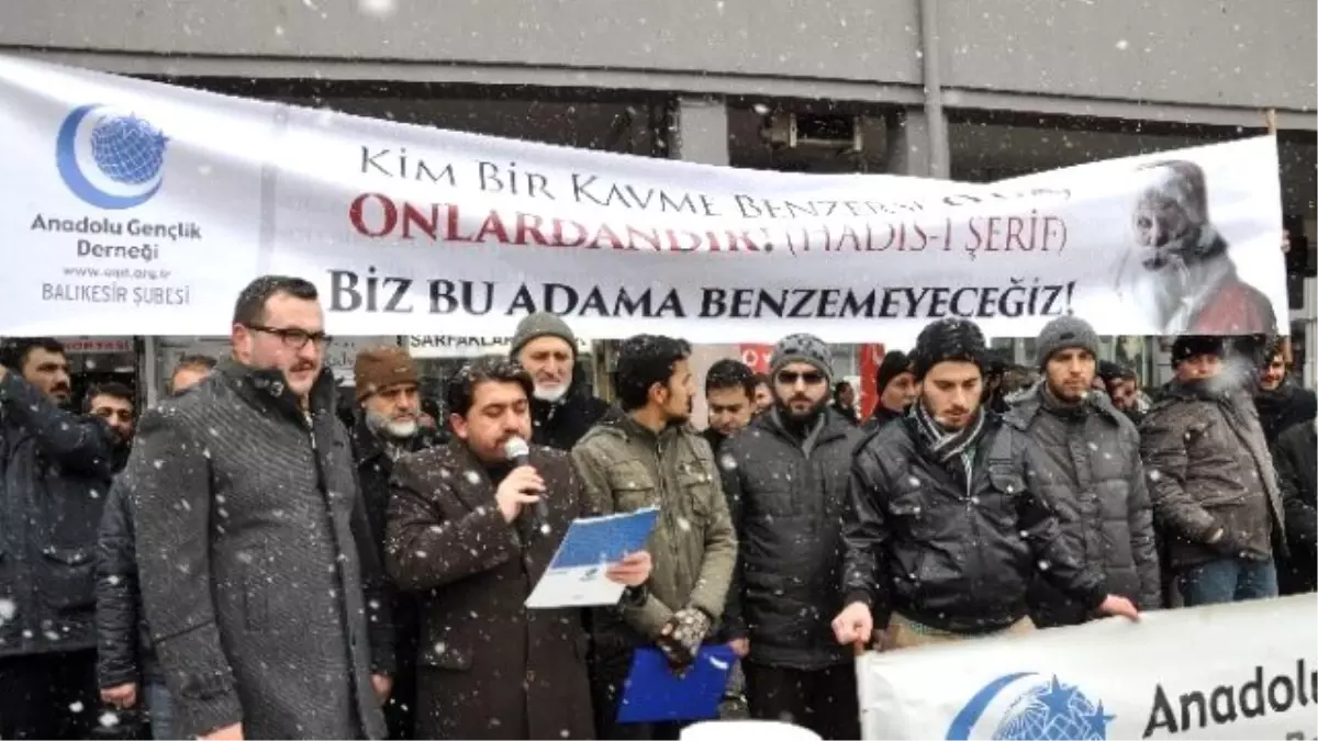 Agd\'den Yılbaşı Kutlamalarına Protesto