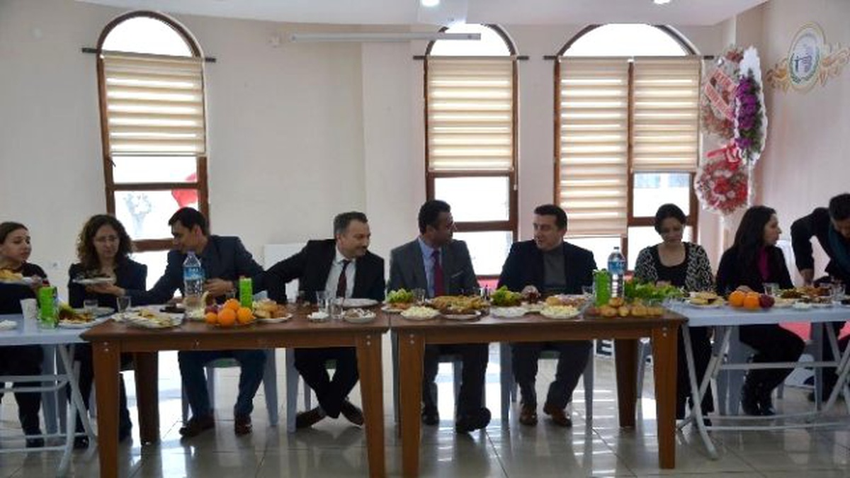 Başkan Bakıcı Öğrencilerle Birlikte Yerli Malı Haftası\'nı Kutladı