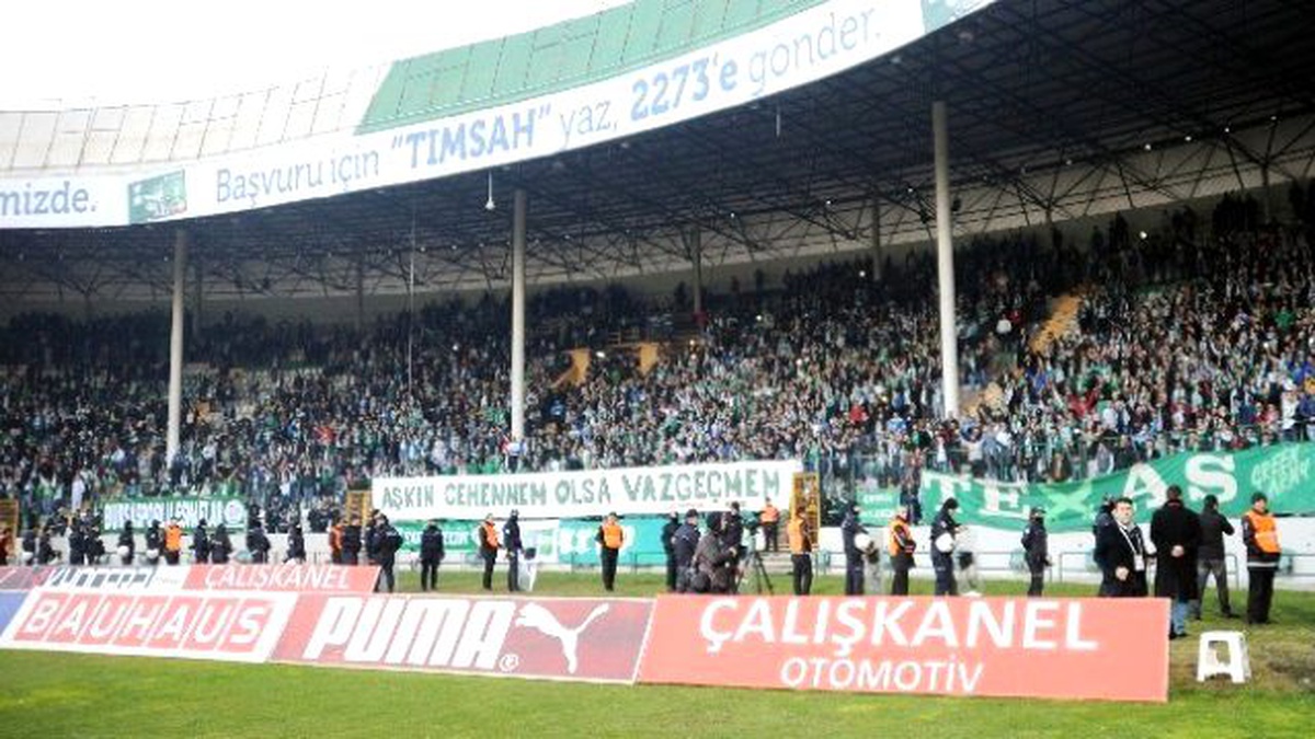 Bursaspor, 8 Bin Seyirci Ortalamasıyla Oynadı