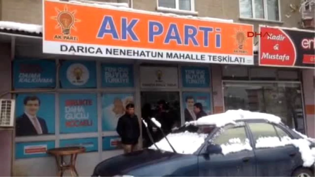 Kocaeli AK Parti\'nin Mahalle Teşkilatı Binasına Molotoflu Saldırı 1-