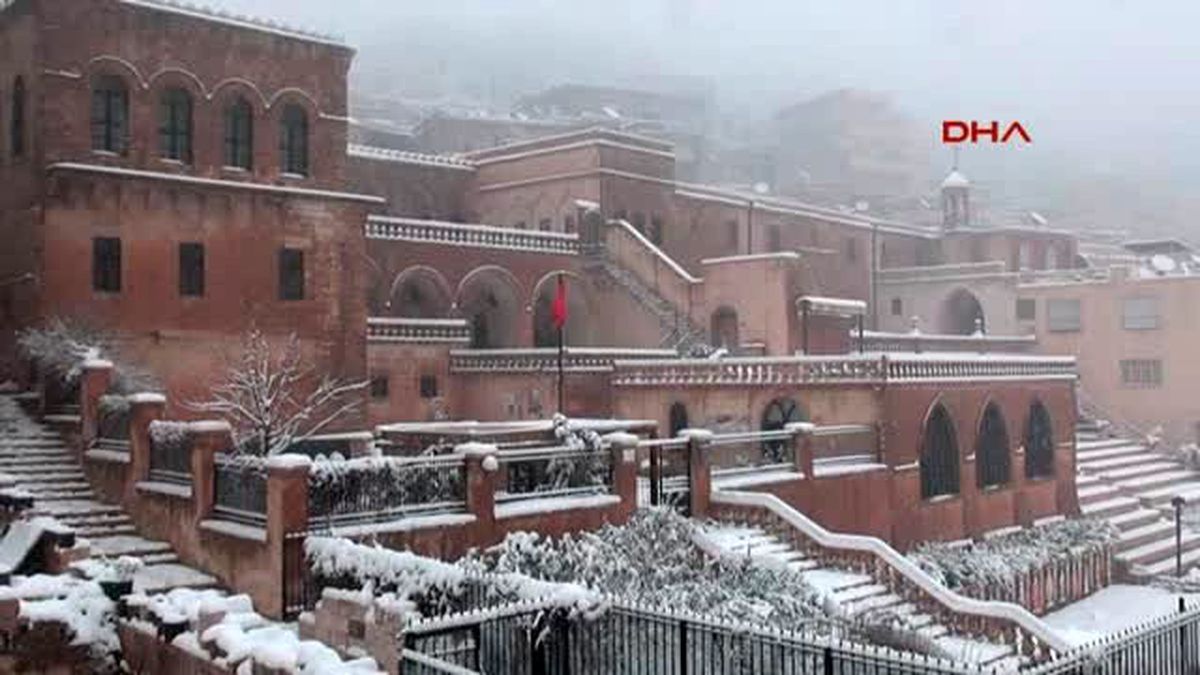 Mardin\'de Okullara Kar Tatili