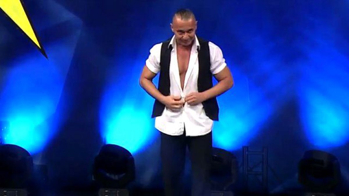 Murat Özaltunbayrak\'ın Dans Gösterisi