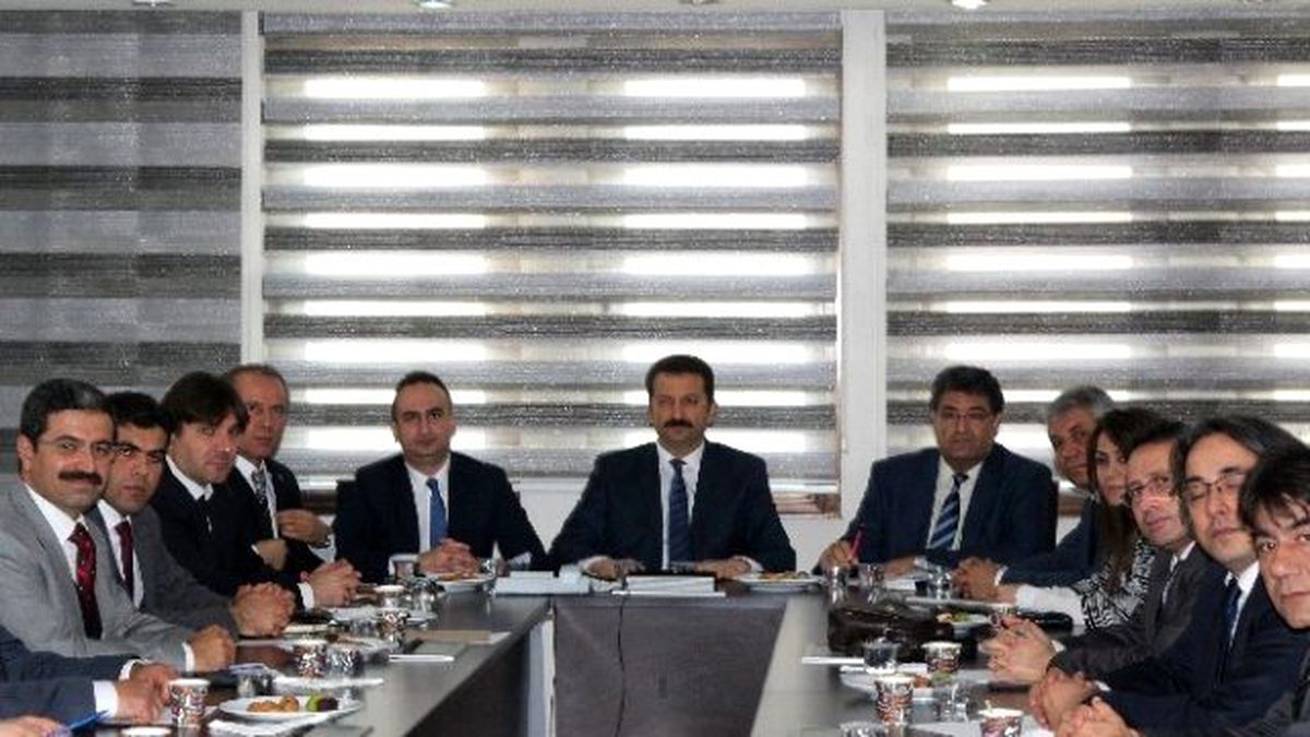 Sağlık Yöneticilerine Yönetici Eğitimi Verildi