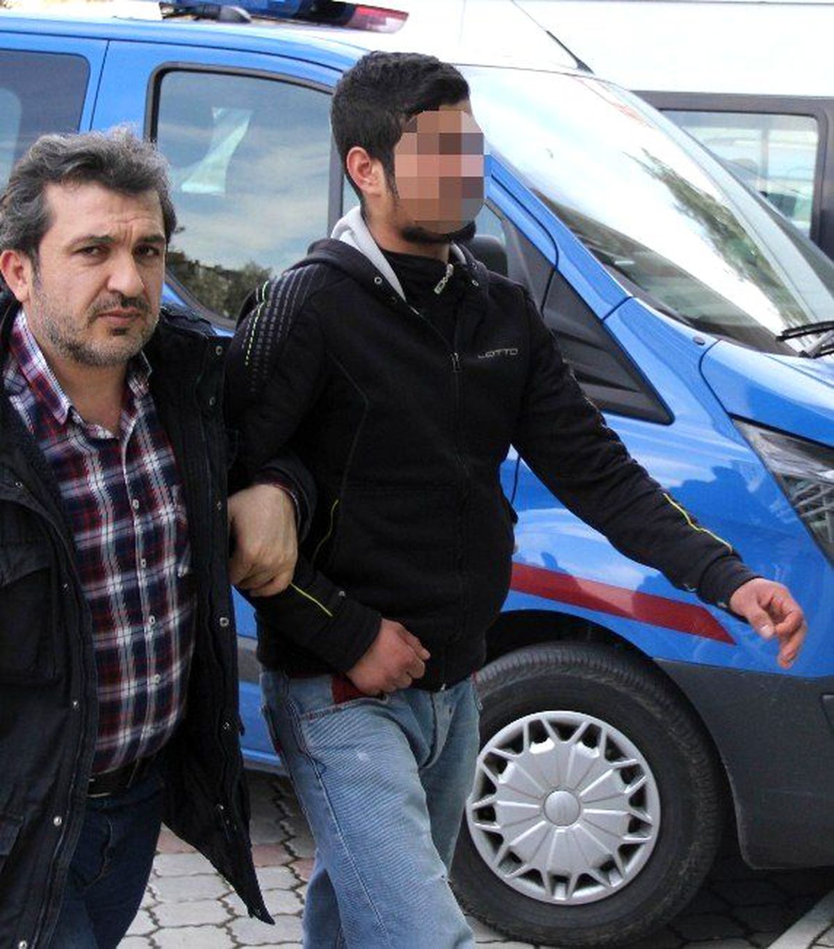Sigara ve Bira Gaspına 2 Yıl 1 Ay Hapis