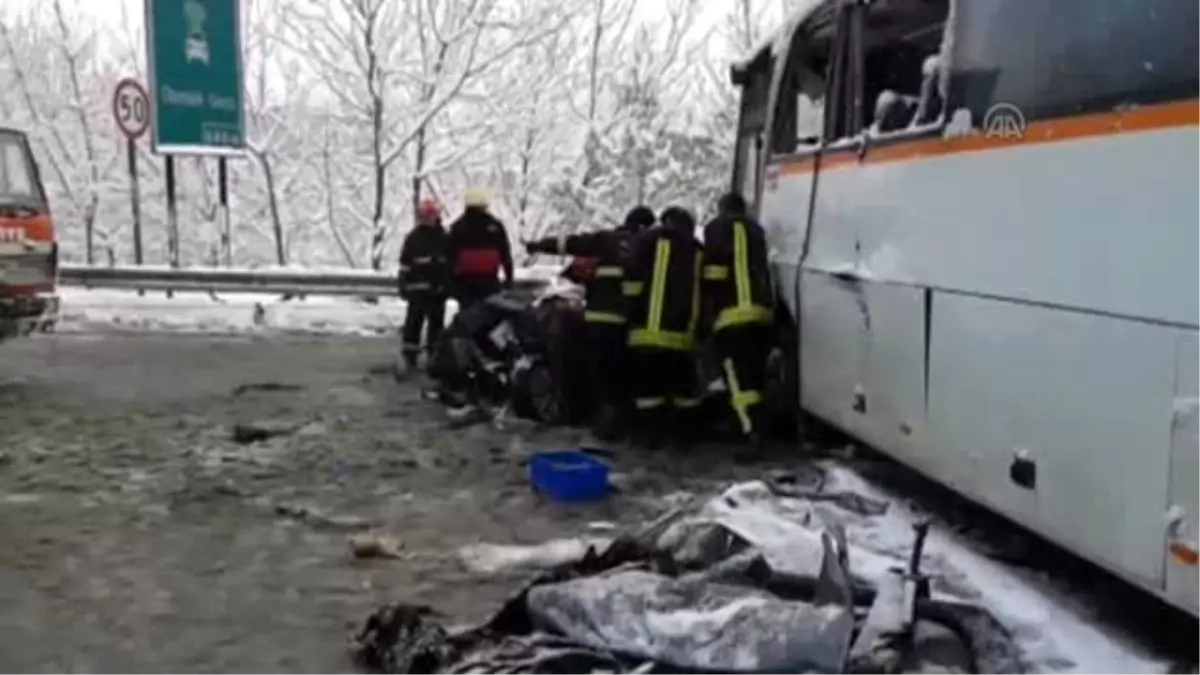 Tem Otoyolunda Zincirleme Trafik Kazası