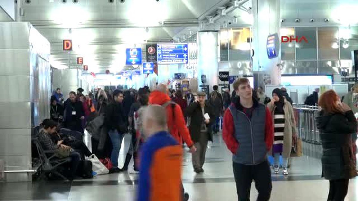 Uçak Seferlerinde İptaller 300\'ü Geçti