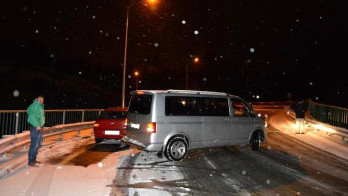 Uludağ\'a Bir Gecede 30 Santim Kar Yağdı