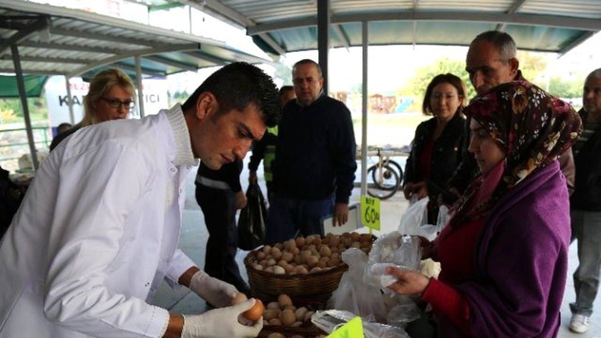 Üretici Kadın Pazarı\'nda Yılbaşı Denetimi