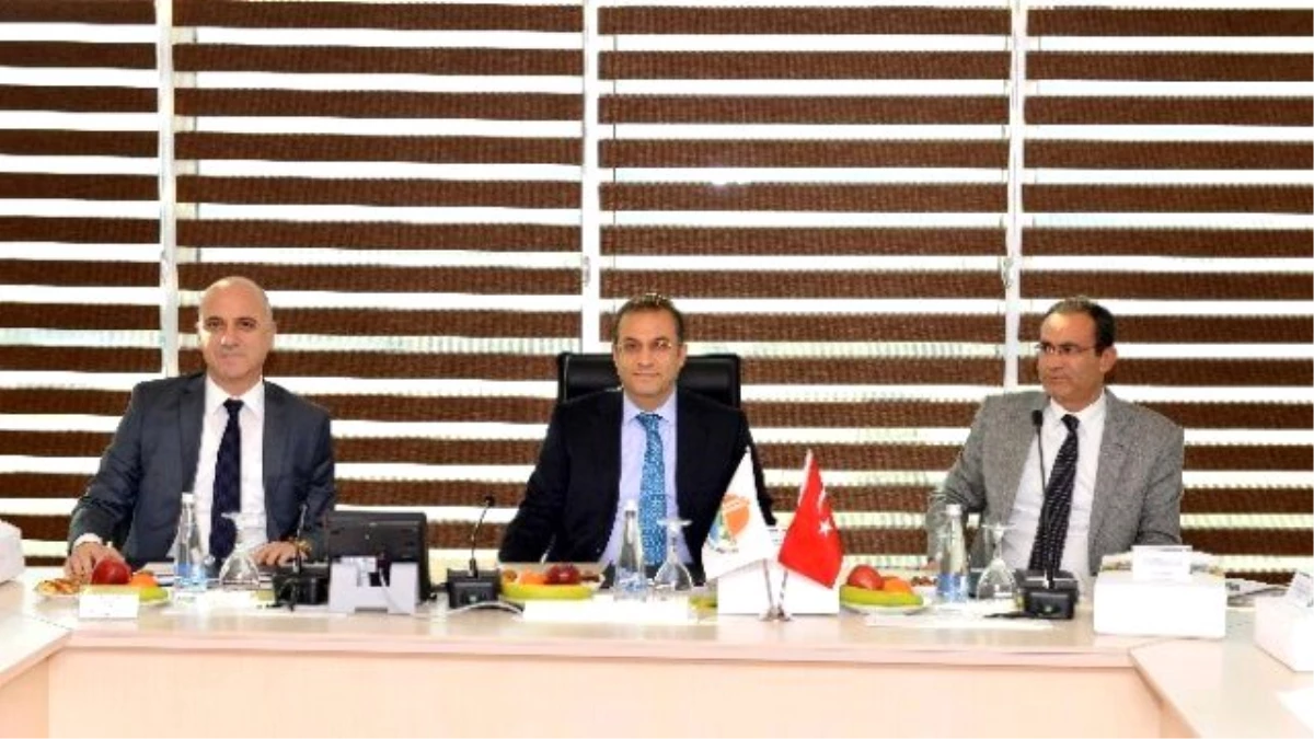Vali Türker, Antalya Osb Müteşebbis Heyeti Toplantısına Katıldı