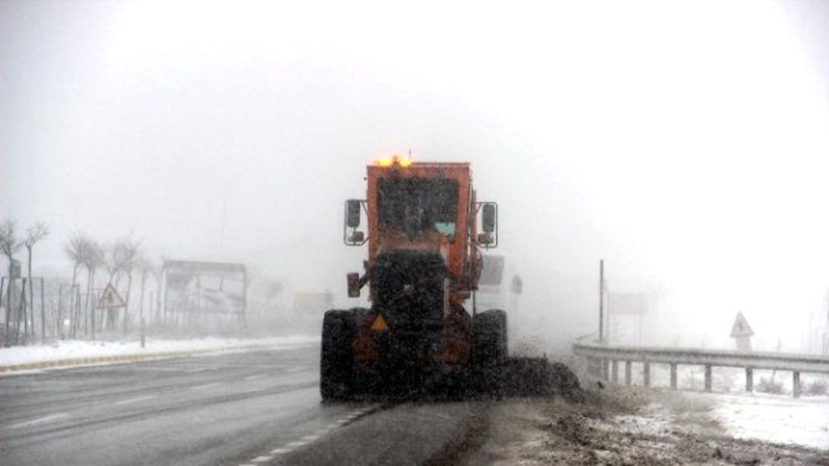 Yalova\'da Kar Etkili Oluyor