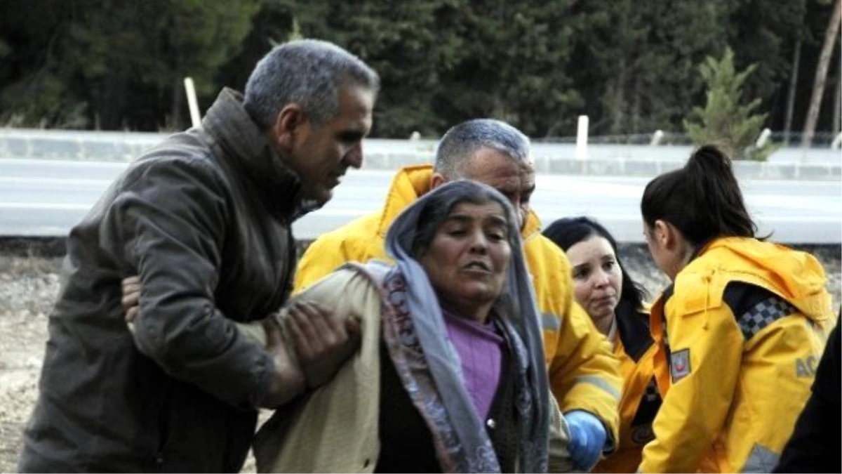 Antalya\'da Feci Kaza: 2 Ölü, 3 Ağır Yaralı (2)