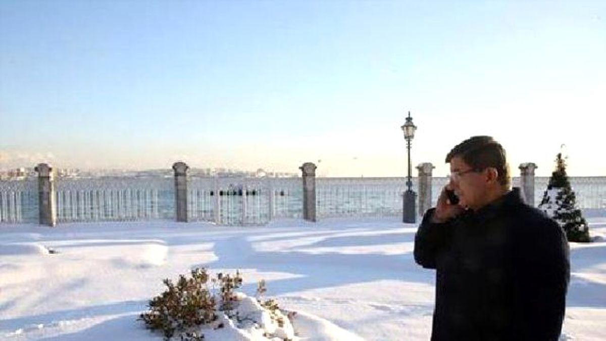 Başbakan Davutoğlu İnstagram\'dan Kar Fotoğrafını Paylaştı