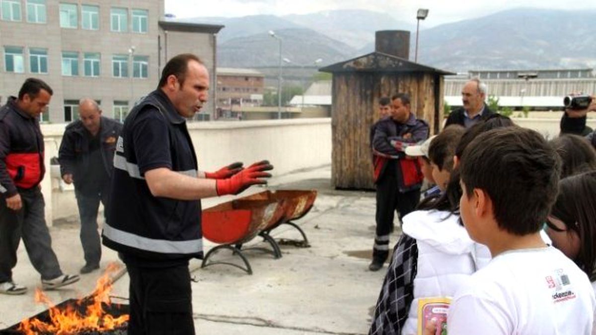 Belediye 741 Yangına Müdahale Etti