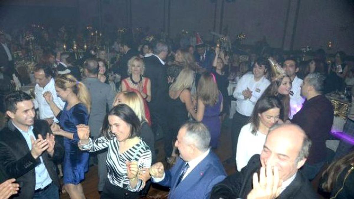 Bodrum Yeni Yılı Niran Ünsal ile Karşıladı