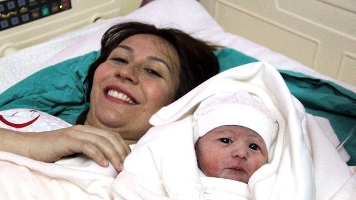 Çorum\'da Yeni Yılın İlk Bebeği "İnci Fatma" Oldu