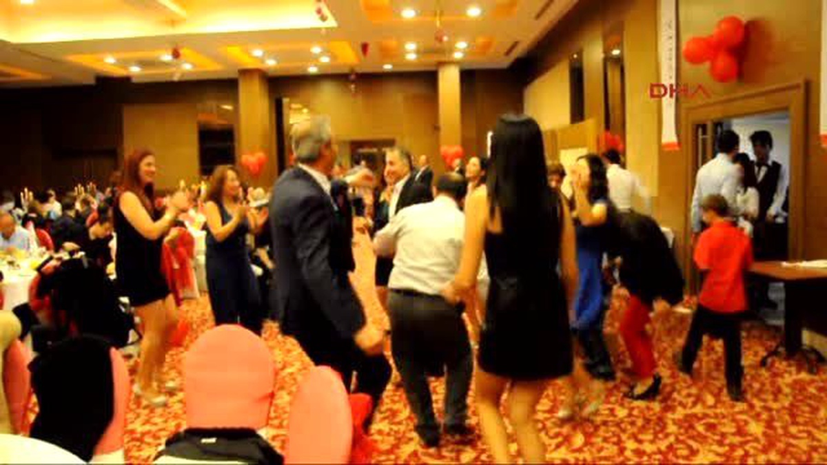 Didim\'de Yılbaşının Gözdesi Barlar ve Oteller Oldu