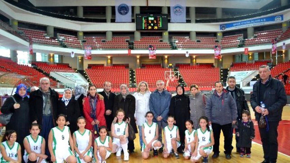 Kadir Has Kongre Merkezi\'nde Her Yaştan Sporcuya Evsahipliği Yapıyor