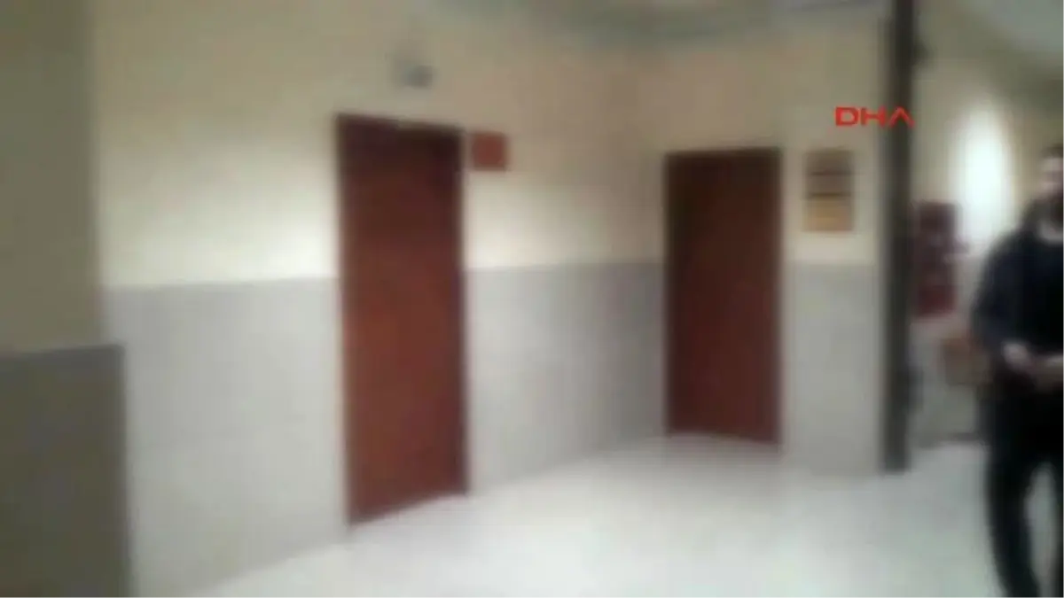 Dağdan Hendek Kazmaya İnen PKK\'lılar Silahlarıyla Birlikte Yakalandı