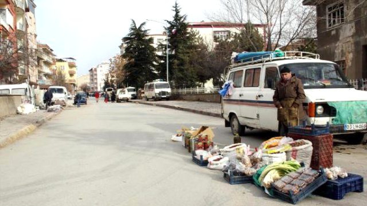 Soğuk Hava Pazarcıya Tezgah Açtırmadı