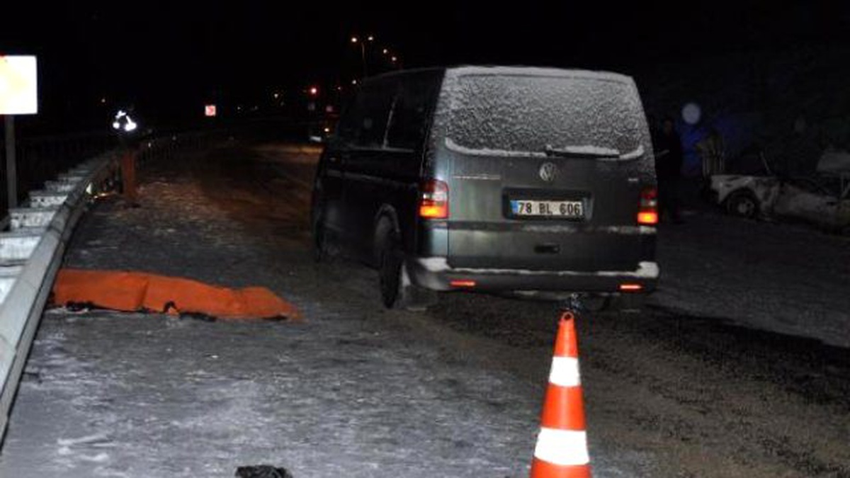 Tır\'ın Çarptığı Otomobilin Sürücüsü Öldü