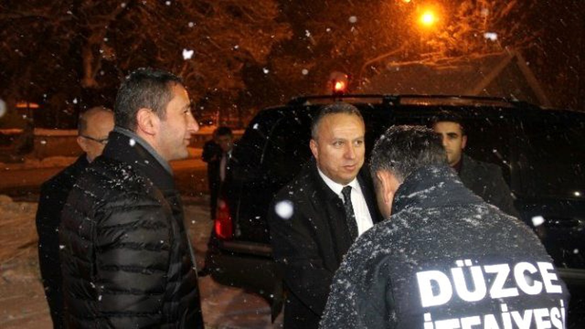 Vali Fidan, Yeni Yıla Görev Başında Olanlarla Girdi