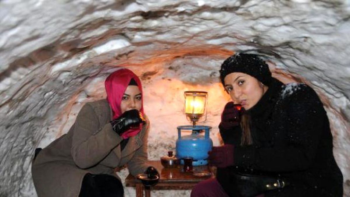 Van, Hakkari, Bitlis\'te Kar Yolları Kapadı (2)