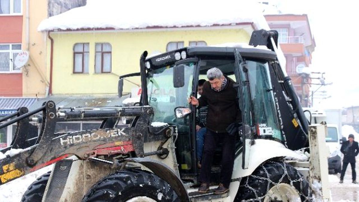 Yığılca Belediyeden Örnek Kar Çalışması