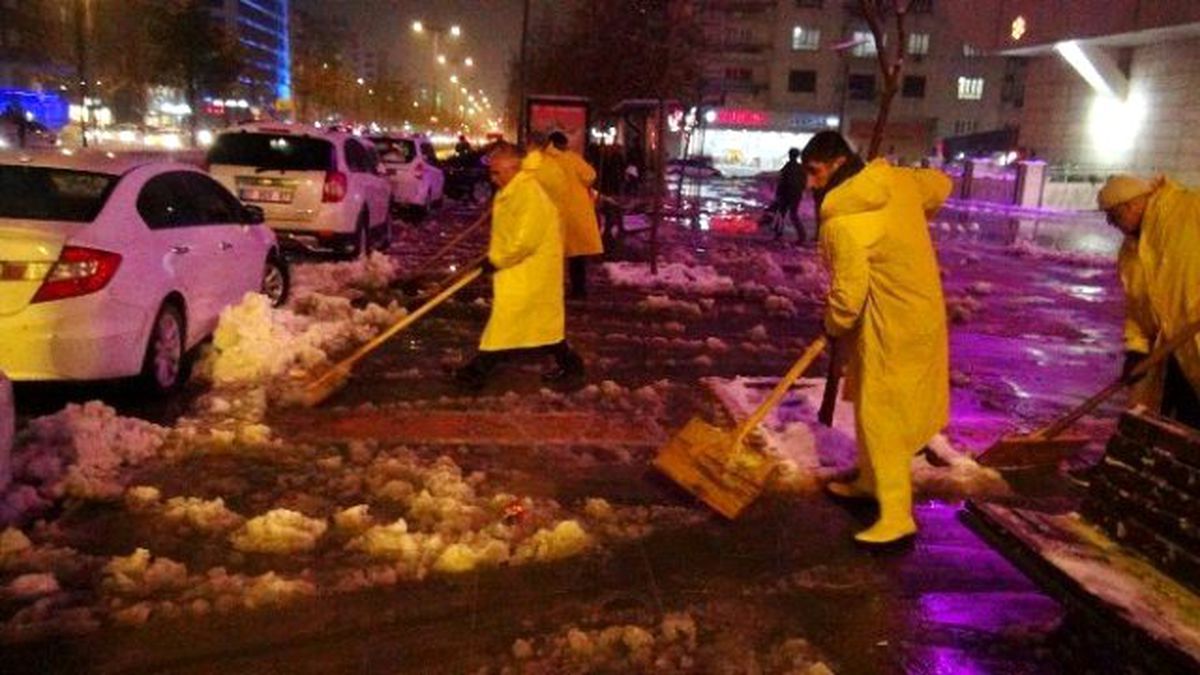 Batman\'da Kar Temizleme Çalışmaları