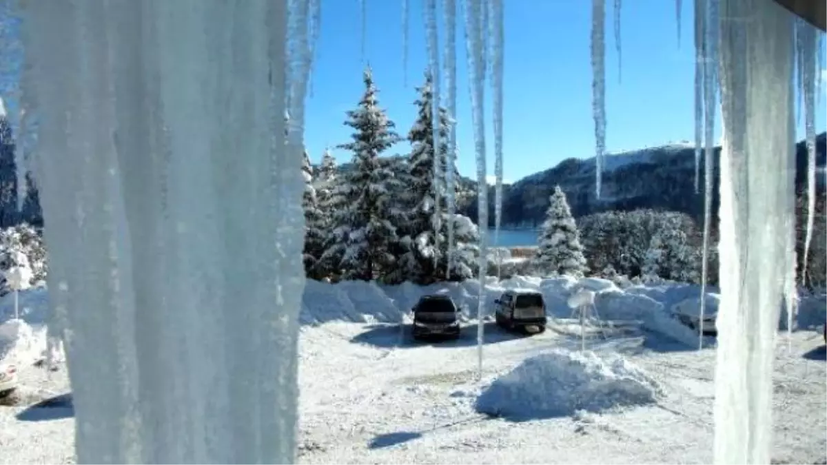 Bolu, - 30.4 Deece ile En Soğuk İl Oldu