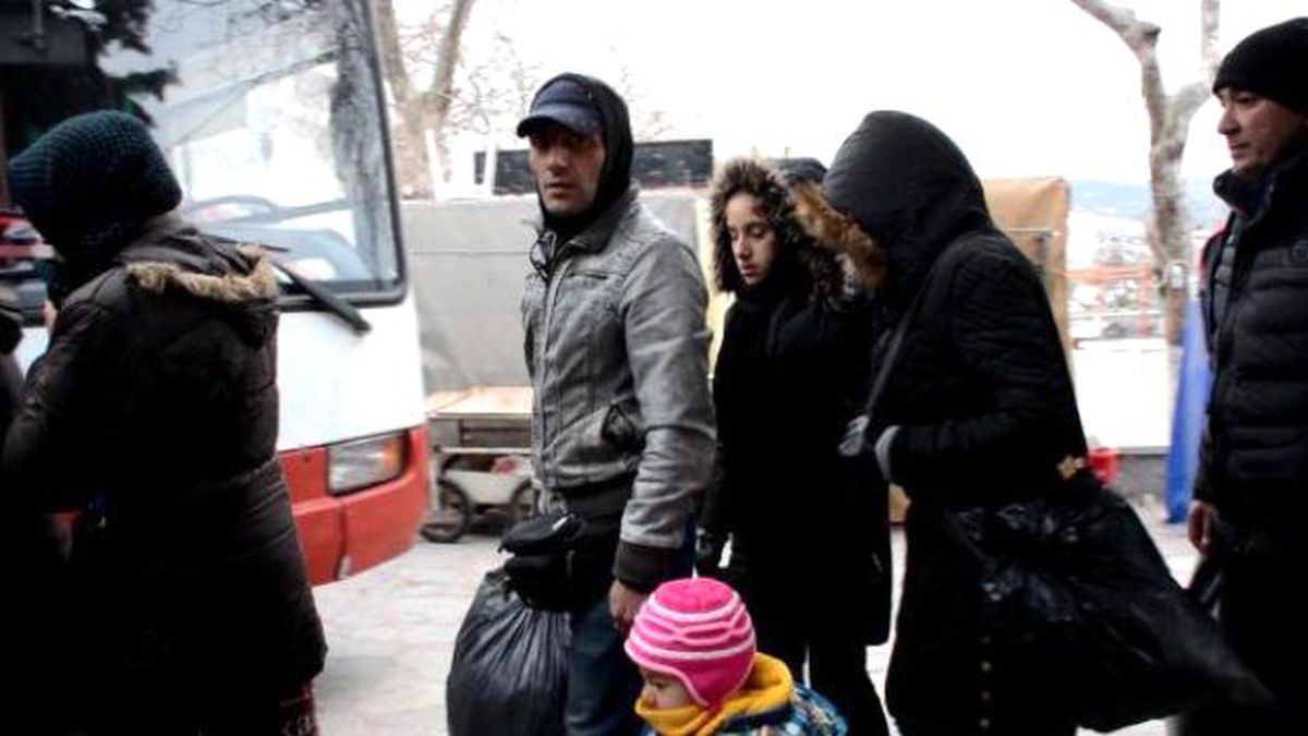 Kaçak Göçmenler Bu Kez de Soğukla Mücadele Etti