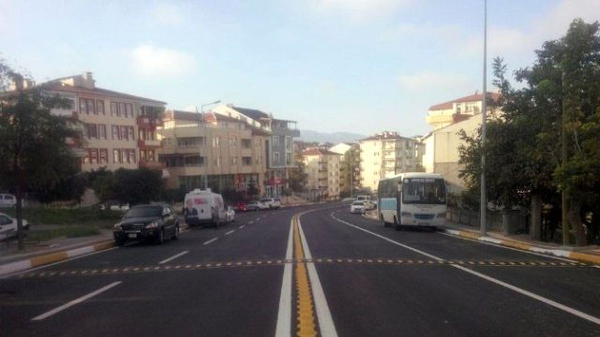 Kocaeli\'de 150 Kilometre Yol Çizgisi Yenilendi