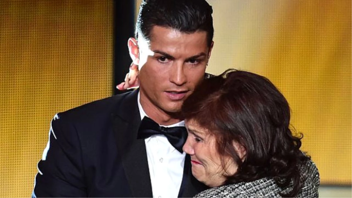 Ronaldo\'dan Annesine 82 Bin Euro\'luk Doğum Günü Hediyesi