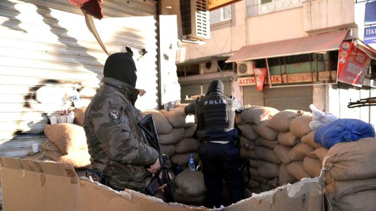 Sur'da Çatışmalar Sürüyor! 5 Asker Yaralandı