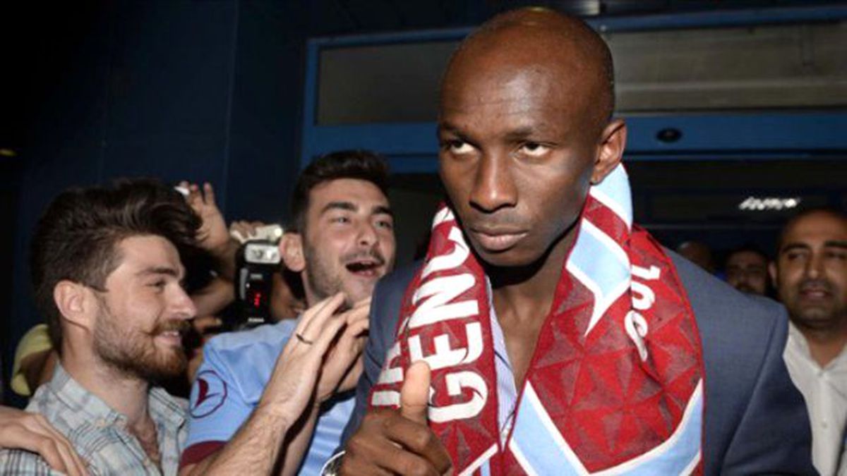 Trabzonspor Yönetimi M'bia Sıkıntısını Masaya Yatıracak