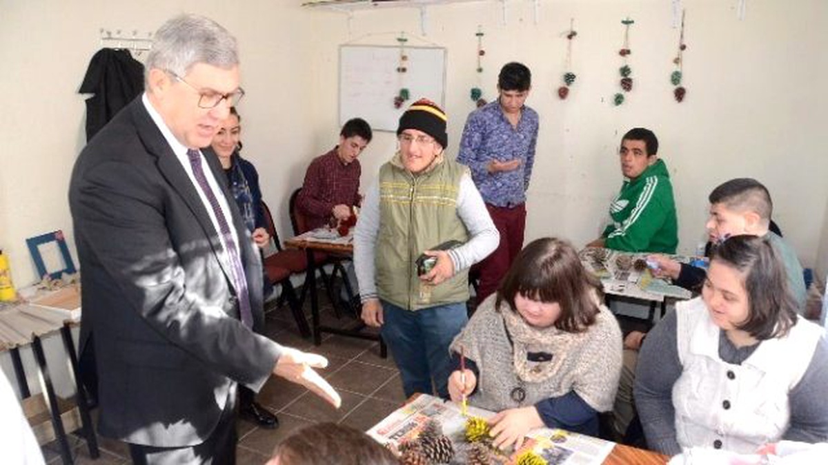 Susam\'dan Engelli Öğrencilere Yeni Yıl Ziyareti