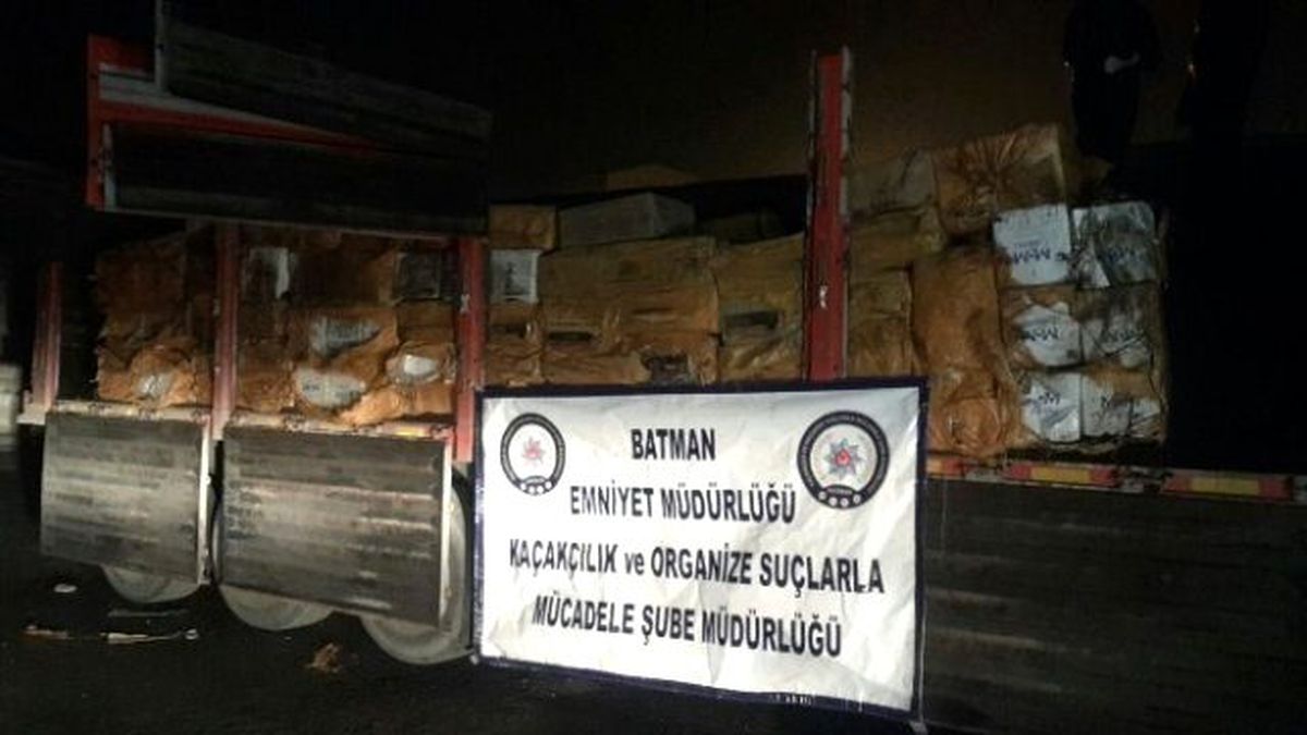 Batman\'da 138 Bin Paket Kaçak Sigara Ele Geçirildi